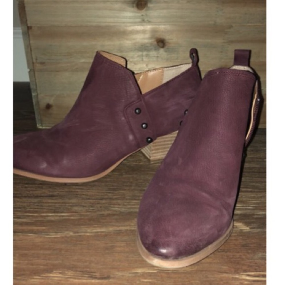 Franco sarto maroon 2 inch booties